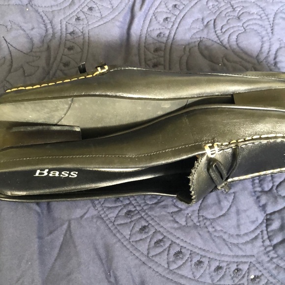 Shoes - Picture 4 of 4